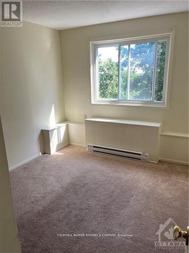 205 - 325 Centrum Boulevard, Ottawa, ON - Indoor