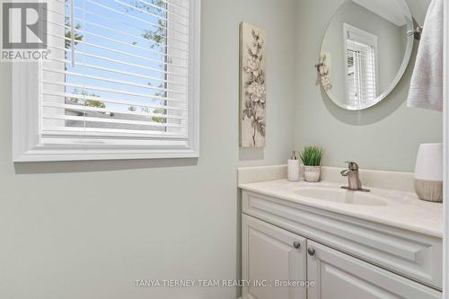 84 Turtle Path, Ramara, ON - Indoor Photo Showing Bathroom