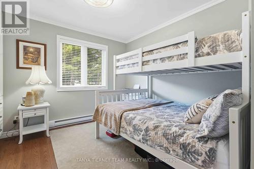 84 Turtle Path, Ramara, ON - Indoor Photo Showing Bedroom