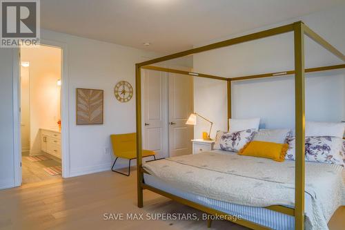 Upper - 2 Mcbride Trail, Barrie, ON - Indoor Photo Showing Bedroom