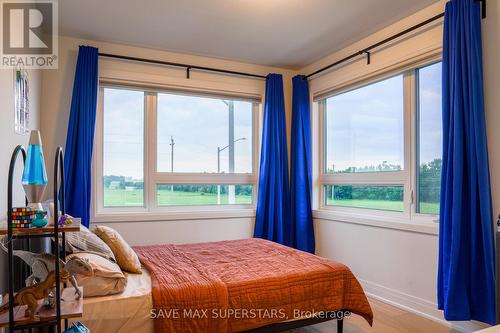 Upper - 2 Mcbride Trail, Barrie, ON - Indoor Photo Showing Bedroom