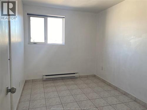 2476 RIVARD AVENUE , Windsor, Ontario N8T 2H2 4