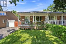 2469 PADSTOW CRESCENT  Mississauga, ON L5J 2G2