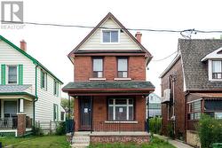 201 CHRISTIE STREET Toronto, ON M6G 3B5