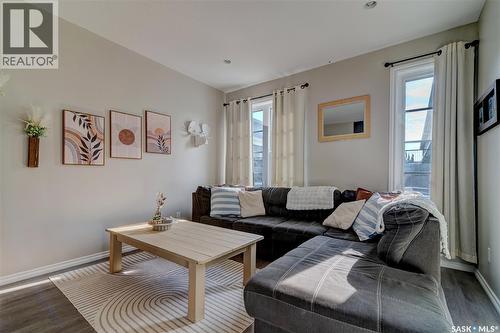 137 3229 Elgaard Drive, Regina, SK - Indoor Photo Showing Living Room