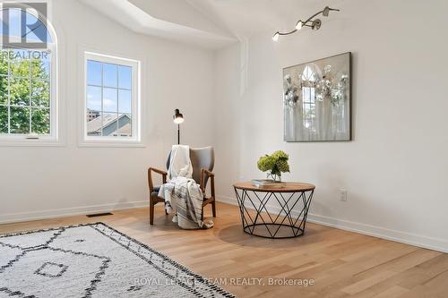 28 Borealis Crescent, Ottawa, ON - Indoor Photo Showing Other Room