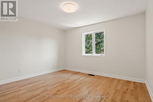28 Borealis Crescent, Ottawa, ON - Indoor Photo Showing Other Room