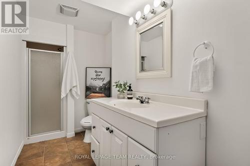 28 Borealis Crescent, Ottawa, ON - Indoor Photo Showing Bathroom