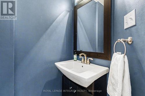 52 Blackdome Crescent, Ottawa, ON - Indoor Photo Showing Bathroom
