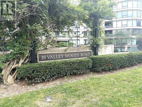 716 - 18 Valley Woods Road, Toronto, ON - Outdoor