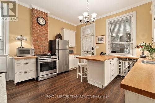 525 King Edward Avenue, Ottawa, ON - Indoor Photo Showing Kitchen