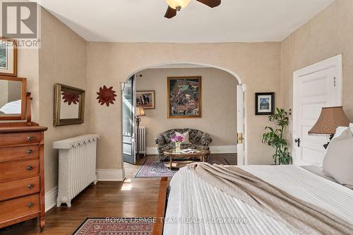 525 King Edward Avenue, Ottawa, ON - Indoor Photo Showing Bedroom