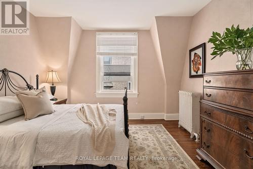 525 King Edward Avenue, Ottawa, ON - Indoor Photo Showing Bedroom