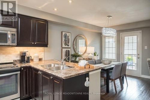 275 Eves Gate, Milton, ON - Indoor Photo Showing Kitchen With Double Sink