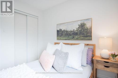 275 Eves Gate, Milton, ON - Indoor Photo Showing Bedroom