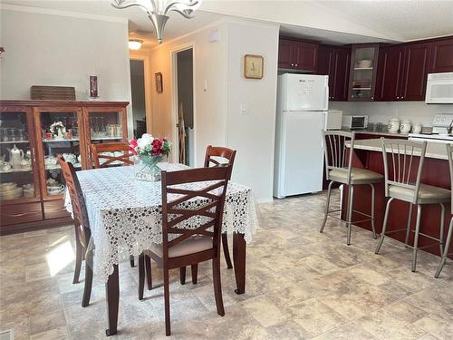 68 Bluebird Crescent, Brandon, MB - Indoor Photo Showing Other Room