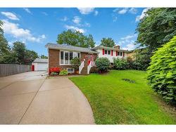 1584 MC GEE Street Sarnia, ON N7S 2J4