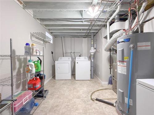 1106 Louise Avenue E, Brandon, MB - Indoor Photo Showing Laundry Room