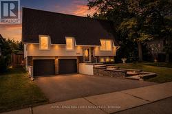 3192 WINDWOOD DRIVE  Mississauga, ON L5N 2N5