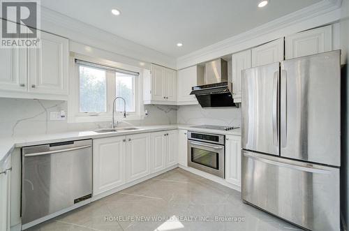 12 Bellside Drive, Markham, ON - Indoor Photo Showing Kitchen With Stainless Steel Kitchen