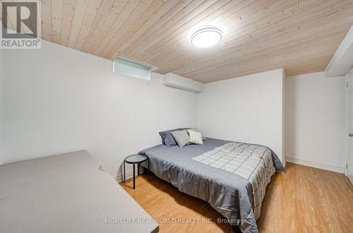 12 Bellside Drive, Markham, ON - Indoor Photo Showing Bedroom