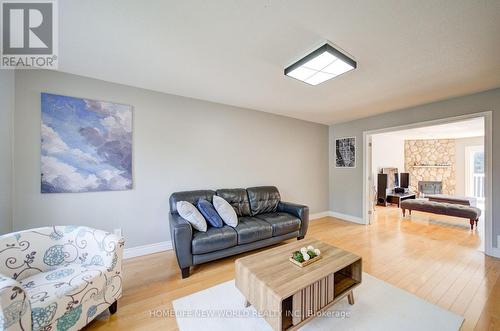 12 Bellside Drive, Markham, ON - Indoor Photo Showing Living Room