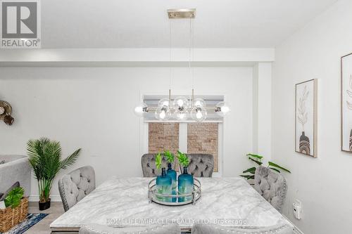 36 Tidemore Heights, Hamilton, ON - Indoor Photo Showing Dining Room