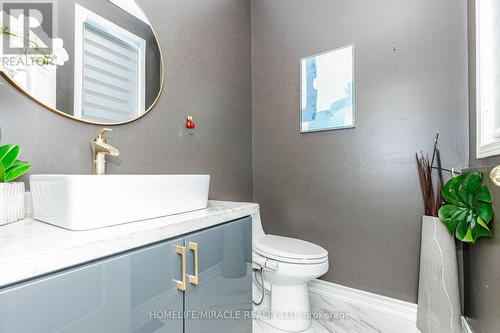36 Tidemore Heights, Hamilton, ON - Indoor Photo Showing Bathroom