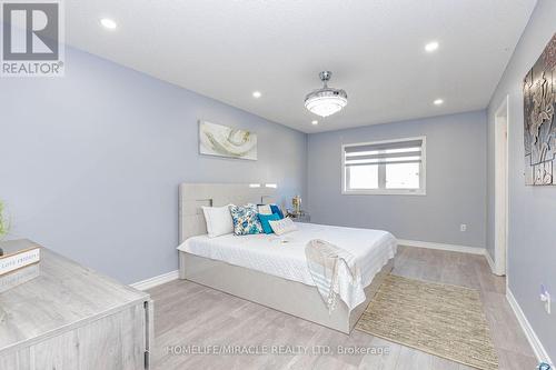 36 Tidemore Heights, Hamilton, ON - Indoor Photo Showing Bedroom