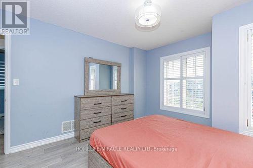36 Tidemore Heights, Hamilton, ON - Indoor Photo Showing Bedroom