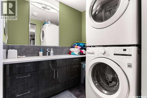 3601 Grassick Avenue, Regina, SK - Indoor Photo Showing Laundry Room