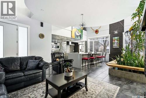 3601 Grassick Avenue, Regina, SK - Indoor Photo Showing Living Room