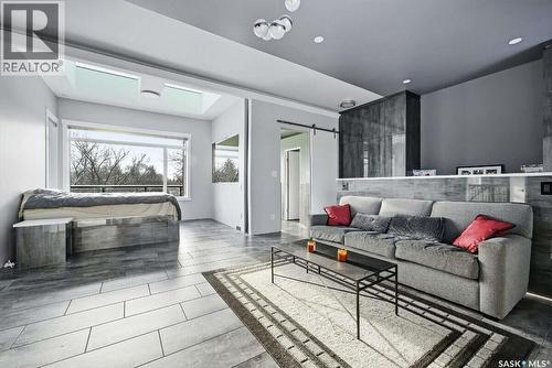 3601 Grassick Avenue, Regina, SK - Indoor Photo Showing Living Room