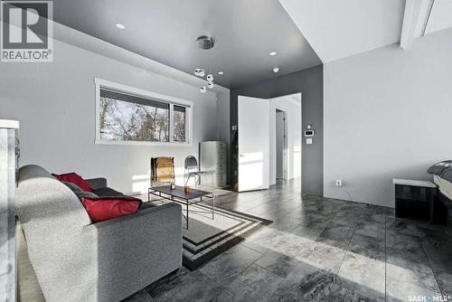 3601 Grassick Avenue, Regina, SK - Indoor Photo Showing Living Room