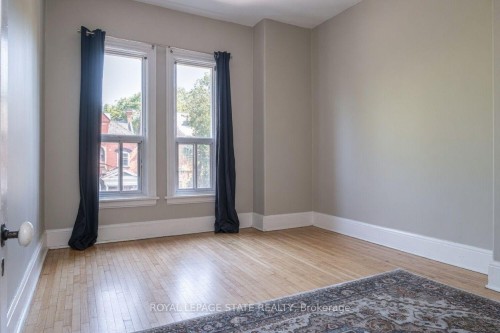 122 East Avenue S, Hamilton, ON - Indoor Photo Showing Other Room