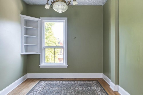 122 East Avenue S, Hamilton, ON - Indoor Photo Showing Other Room