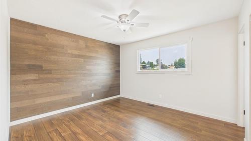 1305 10Th Avenue, Cranbrook, BC - Indoor Photo Showing Other Room