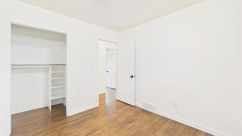 1305 10Th Avenue, Cranbrook, BC - Indoor Photo Showing Other Room