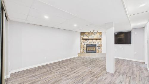 1305 10Th Avenue, Cranbrook, BC - Indoor With Fireplace