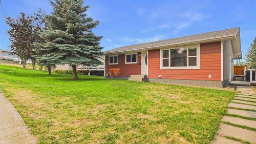 1305 10Th Avenue, Cranbrook, BC - Outdoor