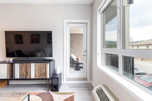 126-2301 Carrington Road, West Kelowna, BC - Indoor
