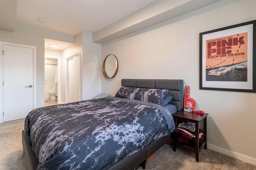 126-2301 Carrington Road, West Kelowna, BC - Indoor Photo Showing Bedroom