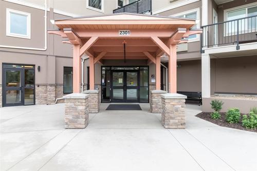 126-2301 Carrington Road, West Kelowna, BC - Outdoor With Facade