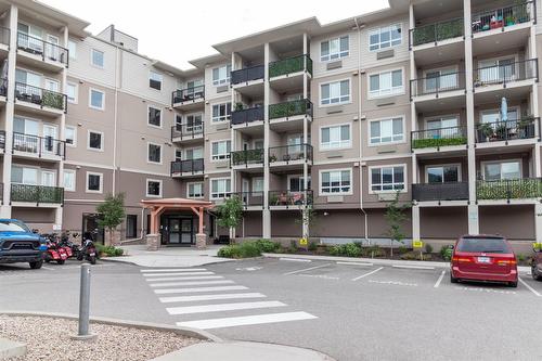 126-2301 Carrington Road, West Kelowna, BC - Outdoor With Facade