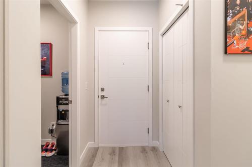 126-2301 Carrington Road, West Kelowna, BC - Indoor Photo Showing Other Room