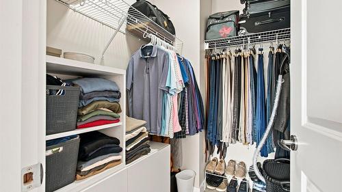 37-2490 Tuscany Drive, West Kelowna, BC - Indoor With Storage