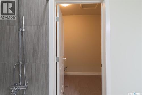 810 1015 Patrick Crescent, Saskatoon, SK - Indoor Photo Showing Bathroom