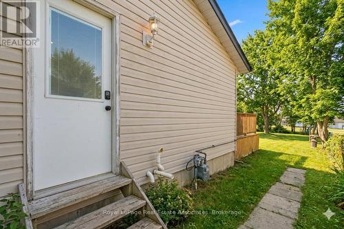 44 Mcclellan Road, Caledon, ON - Outdoor With Exterior