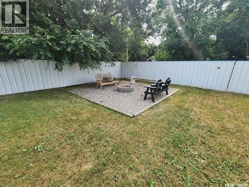 430 3Rd Street, Estevan, SK - Outdoor With Backyard
