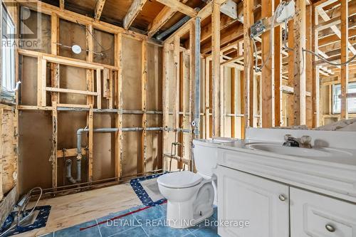 Previous main floor ensuite at rear of house - 18 Oxford Street, Ottawa, ON - Indoor